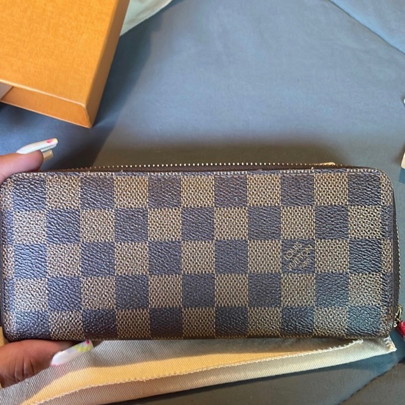 Louis Vuitton Clemence Wallet - Picture 12 of 15